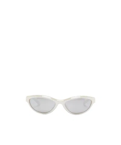 Jacquemus Full Frame Sunglasses In White