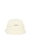 Jacquemus Gadjo Knotted Bucket Hat In White