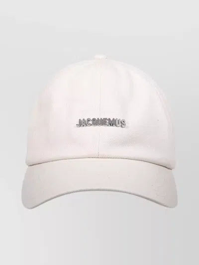 Jacquemus Gadjo Curved Brim Six-panel Hat In Neutral