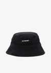 Jacquemus Gadjo Knotted Bucket Hat In Black