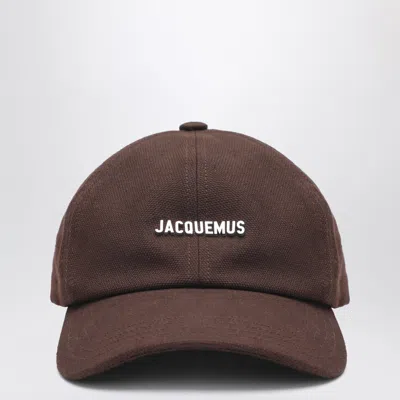 Jacquemus Gadjo Mini Baseball Cap In Brown