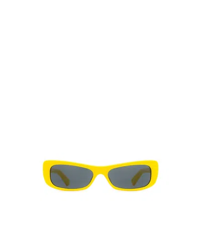 Jacquemus Geometric Frame Sunglasses In Gray