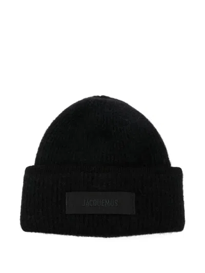 Jacquemus Gros Grain Knitted Beanie In Black