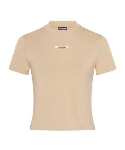 JACQUEMUS JACQUEMUS GROSGRAIN LOGO SHORT-SLEEVE T-SHIRT