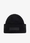 Jacquemus Grosgrain Wool Beanie In Black