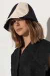 Jacquemus Hat With Logo In Blue