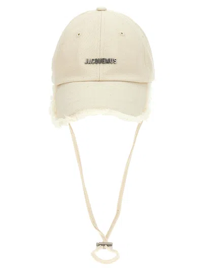 Jacquemus Ja315414bm Logo-embroidered Cotton Baseball Cap In White
