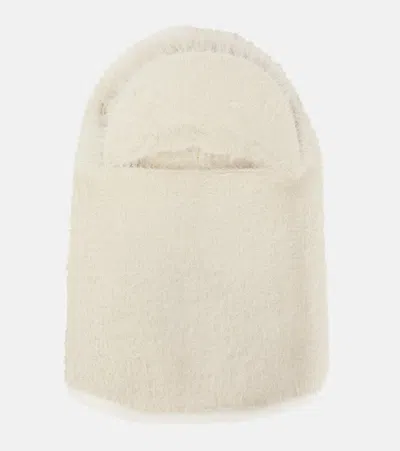 Jacquemus Knit Hat In Off-white