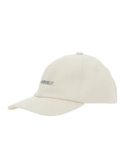 Jacquemus La Casquette Gadjo White Baseball Cap With Logo Lettering On The Front In Cotton Man