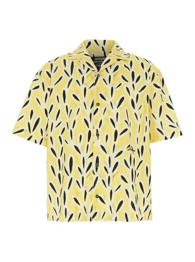 JACQUEMUS 'LA CHEMISE JEAN' YELLOW BOWLING SHIRT WITH CUBAN COLLAR AND ALL-OVER MOTIF IN COTTON MAN