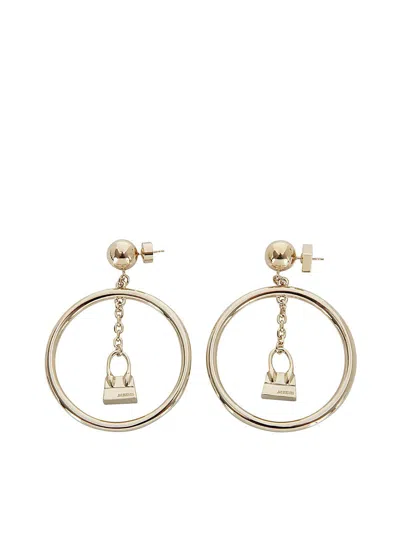 Jacquemus L`anneau Chiquito Earrings With Circle Pendant In Gold