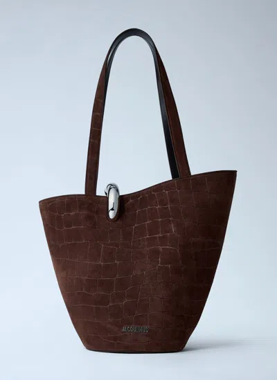 Jacquemus Le Bambola Moyen Bucket Bag In Brown