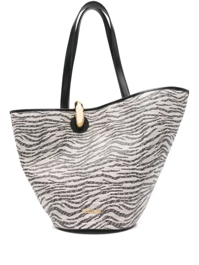 JACQUEMUS LE BAMBOLA TOTE BAG