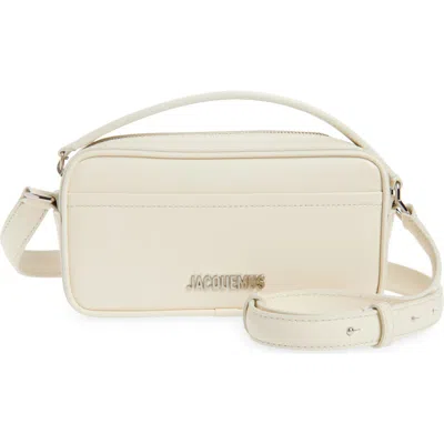 Jacquemus Le Baneto Leather Camera Bag In Ivory