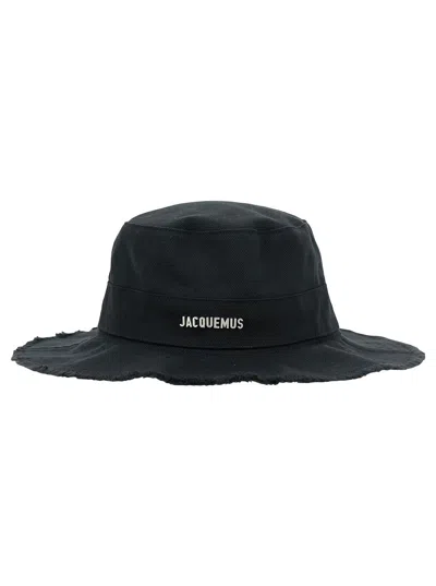 JACQUEMUS JACQUEMUS 'LE BOB ARTICHAUT' BLACK HAT WITH METAL LOGO IN CANVAS MAN