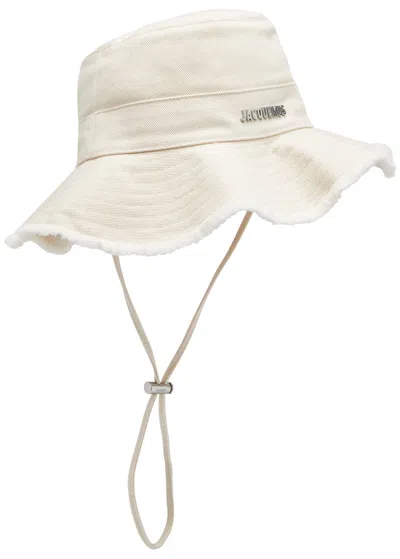 Jacquemus Le Bob Artichaut Canvas Bucket Hat In Off White