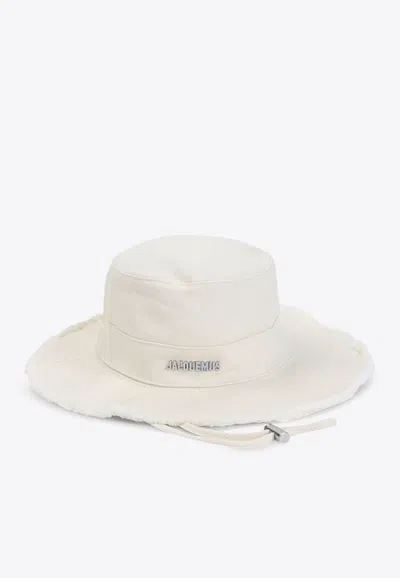 Jacquemus Le Bob Artichaut Fringed Bucket Hat In White