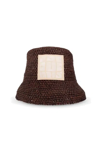Jacquemus Le Bob Ficiu Bucket Hat In Brown