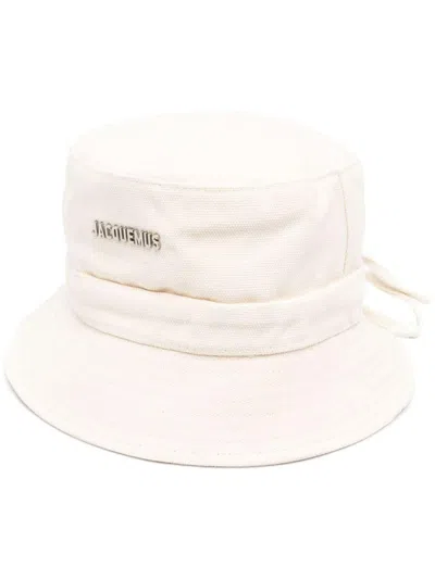 Jacquemus Le Bob Gadjo. Accessories In White