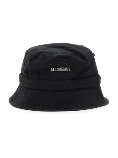 JACQUEMUS 'LE BOB GADJO' BLACK BUCKET HAT WITH LOGO LETTERING ON THE FRONT AND SELF-TIE CLOSURE ON THE REAR IN