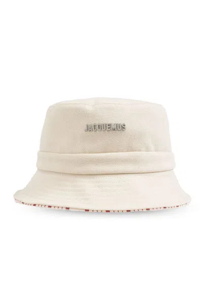 Jacquemus Le Bob Gadjo Knotted Bucket Hat In Beige