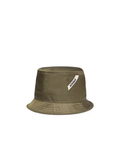 Jacquemus Le Bob Ovalie Bucket Hat In Green