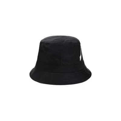 JACQUEMUS JACQUEMUS LE BOB OVALIE IN BLACK