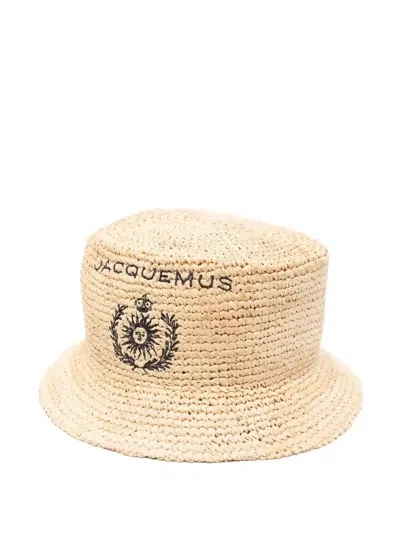 Jacquemus Le Bob Pesco Bucket Hat In Neutrals
