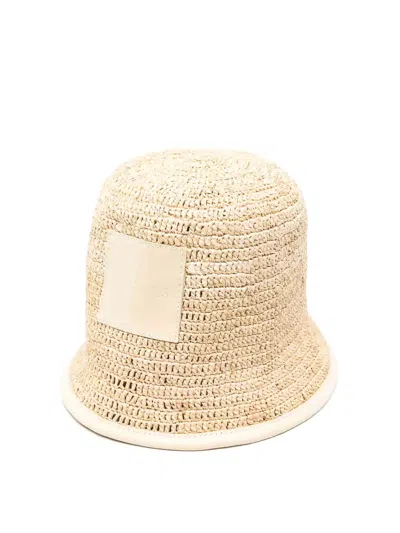 Jacquemus Le Bob Ficiu Bucket Cap In White