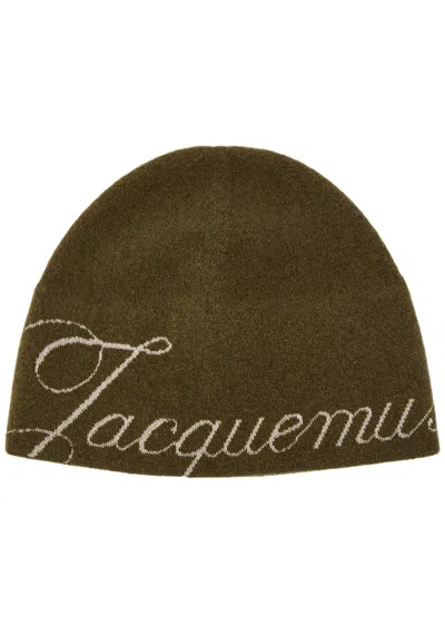 Jacquemus Le Bonnet Atelier Logo-intarsia Wool-blend Beanie In Brown