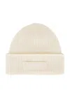 Jacquemus Le Bonnet Knit Wool-blend Beanie In Off White