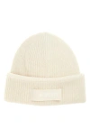 Jacquemus Le Bonnet Alpaca And Wool-blend Beanie In Off-white