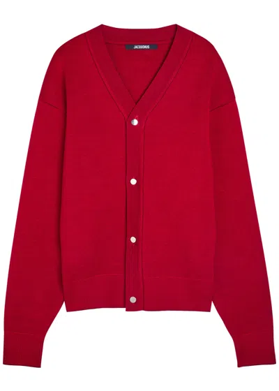 Jacquemus Le Cardigan Doppio Fine-knit Cardigan In Red