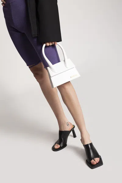 Jacquemus ‘le Chiquito Moyen' Shoulder Bag In White