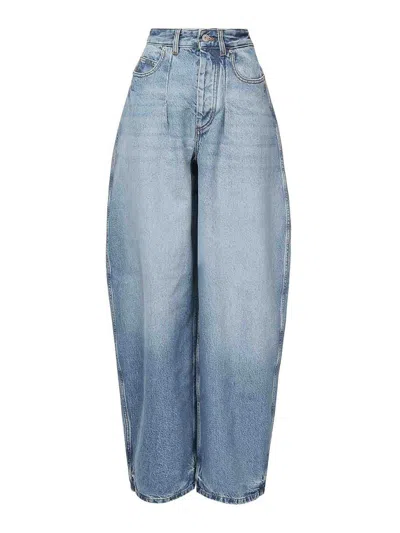 Jacquemus Le De Nmes Oval Jeans In Blue