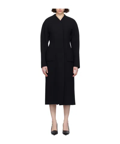 Jacquemus Le Manteau Ovalo Coat In Black