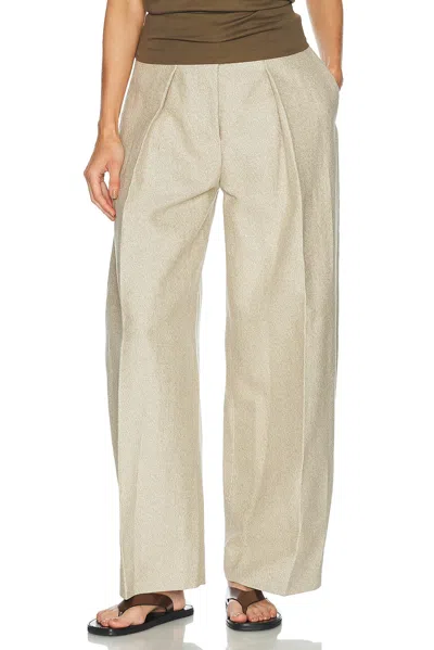 Jacquemus Le Pantalon Ovalo In Gold