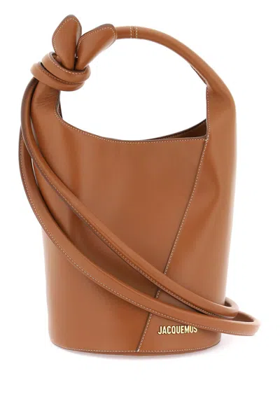 Jacquemus Le Petit Tourni Leather Bucket Bag In 棕色的