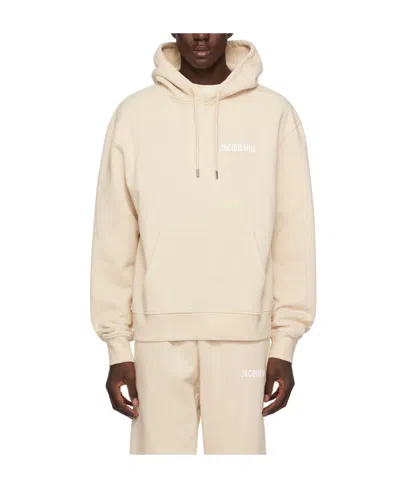Jacquemus Le Sweatshirt Embroidered Logo Hoodie In Neutral