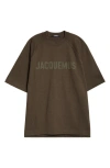 Jacquemus Le Typo Cotton Logo Graphic T-shirt In Multi-brown