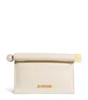 Jacquemus Leather La Petite Pochette Clutch Bag In 白色
