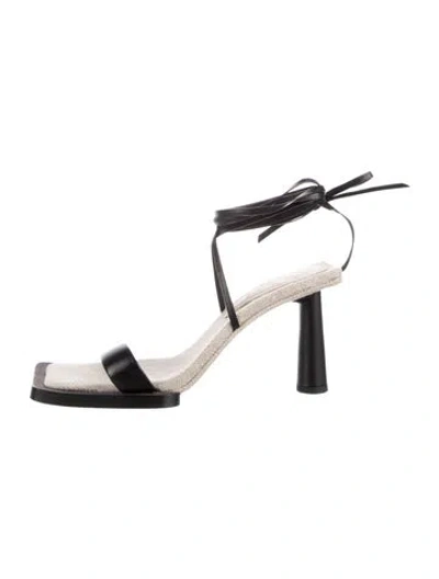 Pre-owned Jacquemus Leather Leather Trim Embellishment Pumps In Black