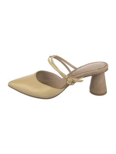 Pre-owned Jacquemus Leather Mules In Neutrals