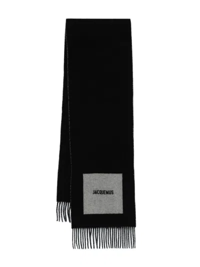 Jacquemus Frayed Fringe Rectangular Scarf In Black