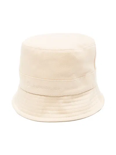 Jacquemus L'enfant Kids' Embroidered-logo Bucket Hat In Neutrals