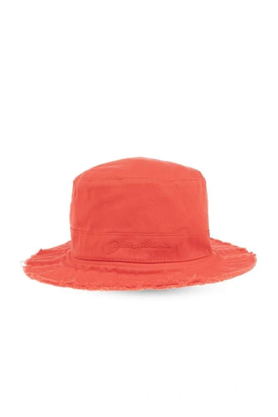 Jacquemus L'enfant Frayed Hem Bucket Hat In Red