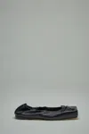 Jacquemus Flats In Black