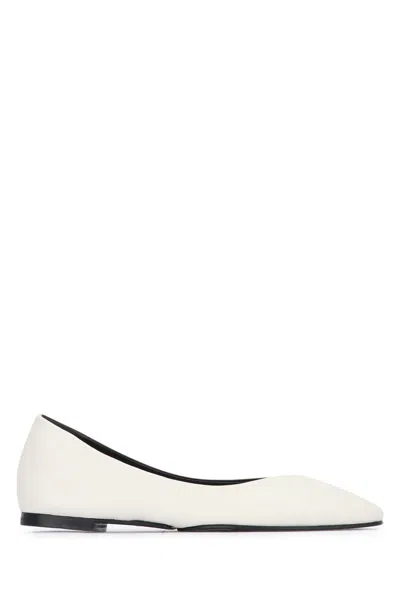 Jacquemus Les Ballerines Ovalo Flat In Black