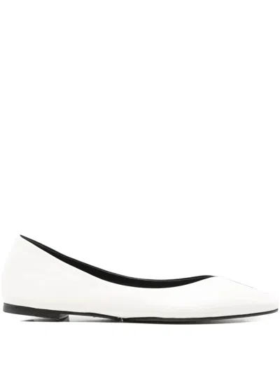 JACQUEMUS LES BALLERINES OVALO IN TWO-TONED LEATHER