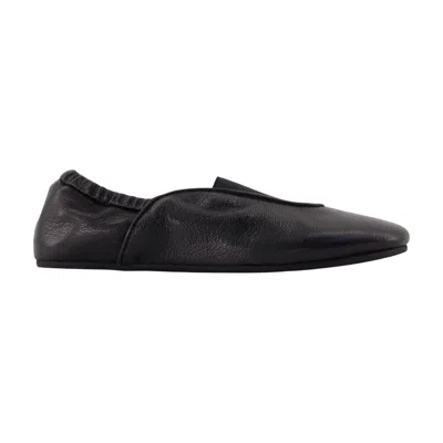Jacquemus Les Ballets Flat In Black
